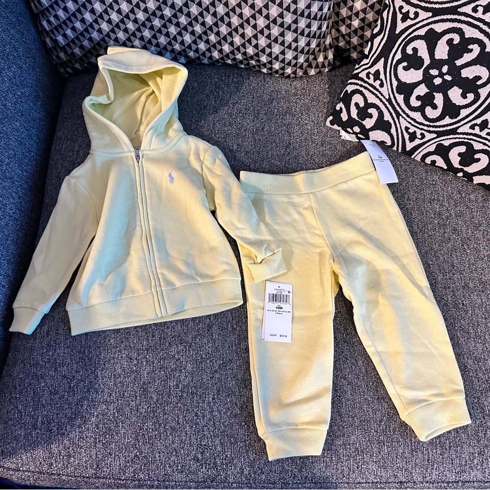 Ralph Lauren Baby Boy Fleece Full-zip hoodie and pant set Size 18 months.